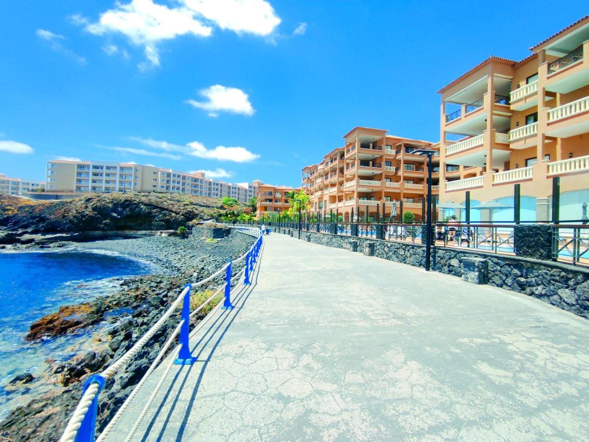 El Nautico Suites, The Beachfront Paradise Сан-Мігель-де-Абона Екстер'єр фото